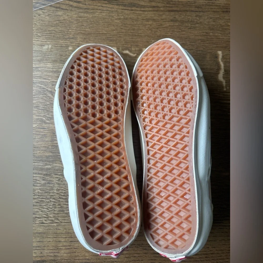 Vans Classic Slip On Beige Tan Suede‎ Canvas Men 8.5 Women 10 Neutral